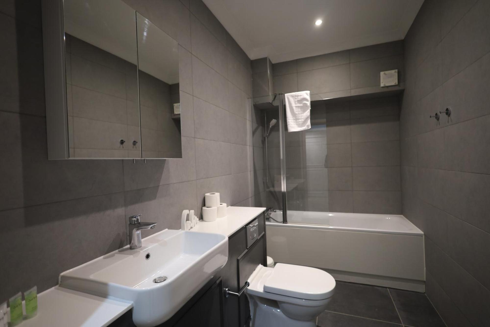 Lovely 3Br Garden Apartment L Abbey Road, 伦敦 外观 照片